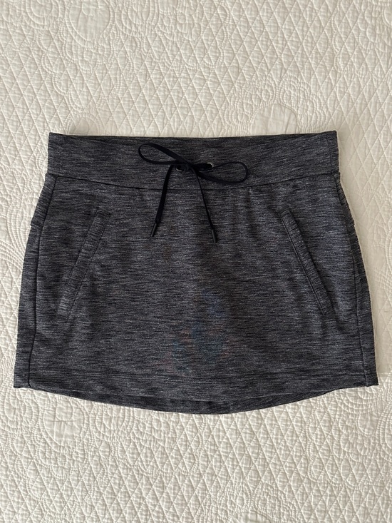 Athleta Pants - Athleta Modern Metro Skirt Skort XXS
